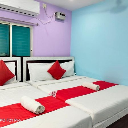 Hotel Sea Gold Puri Buitenkant foto