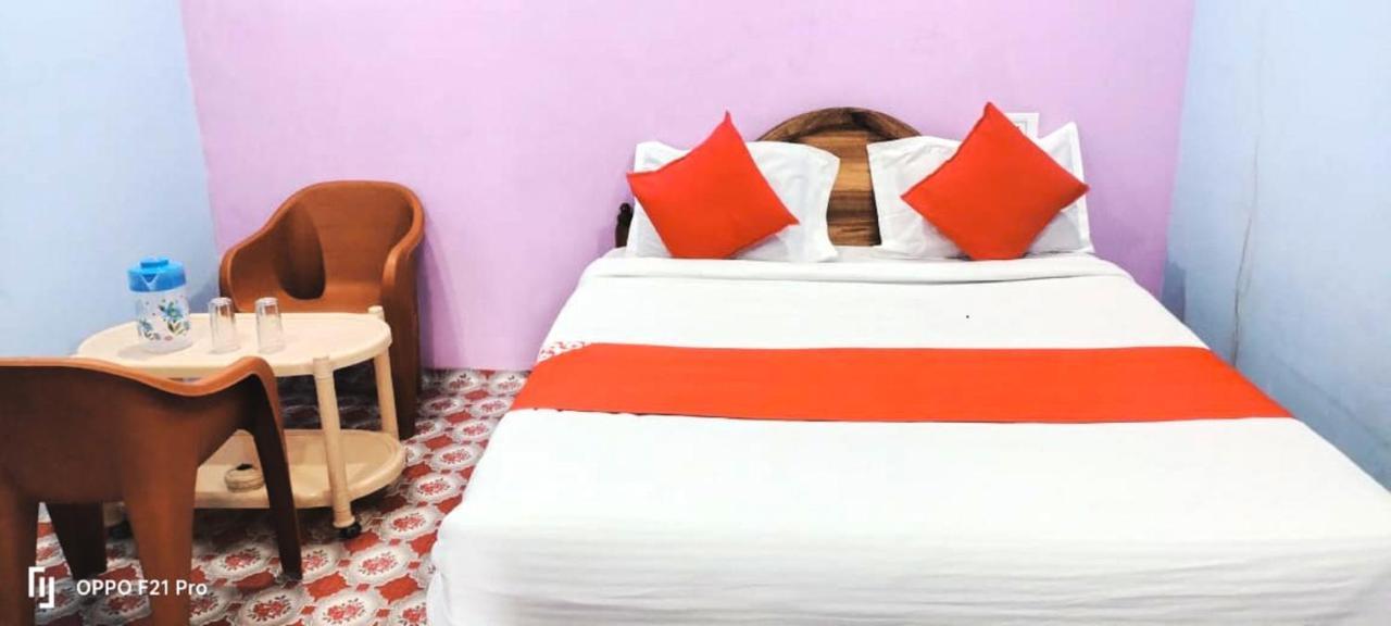 Hotel Sea Gold Puri Buitenkant foto